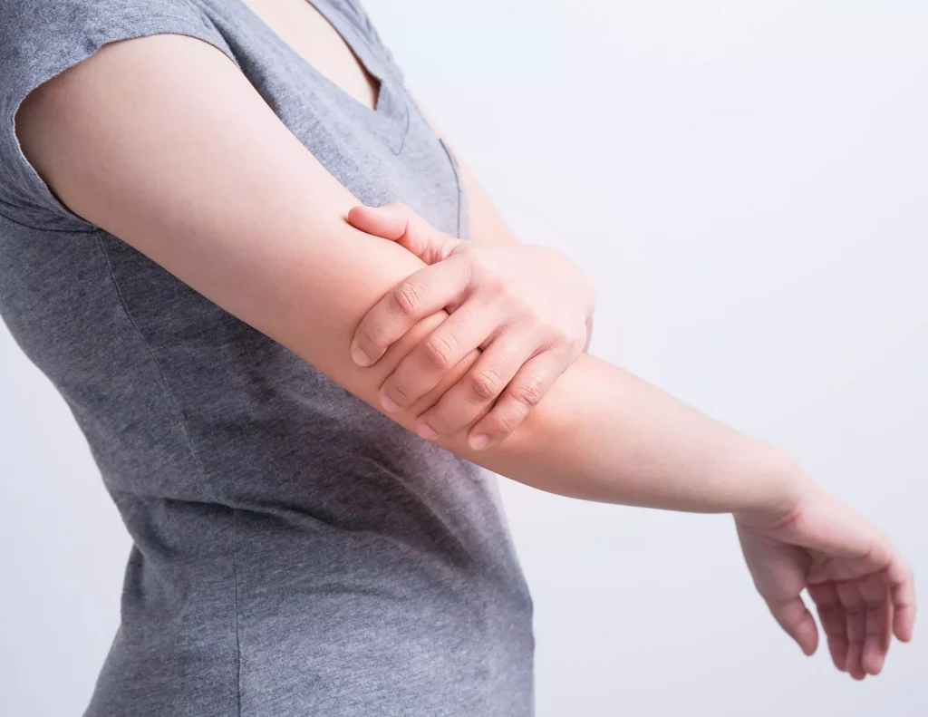 Arm Pain After Sneezing – What to Do